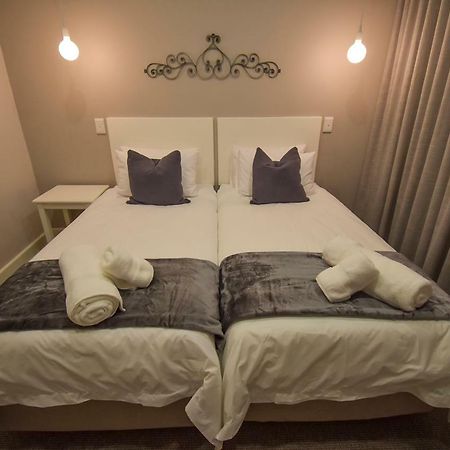 Willow Rest Villas คลาเรนส์ ภายนอก รูปภาพ